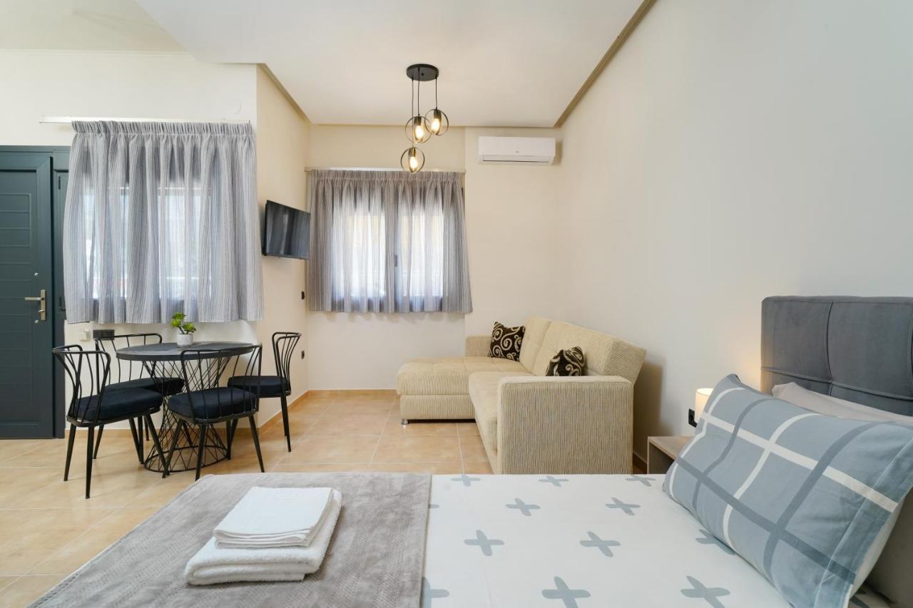 Giorgio Suites 아스프로발타 외부 사진
