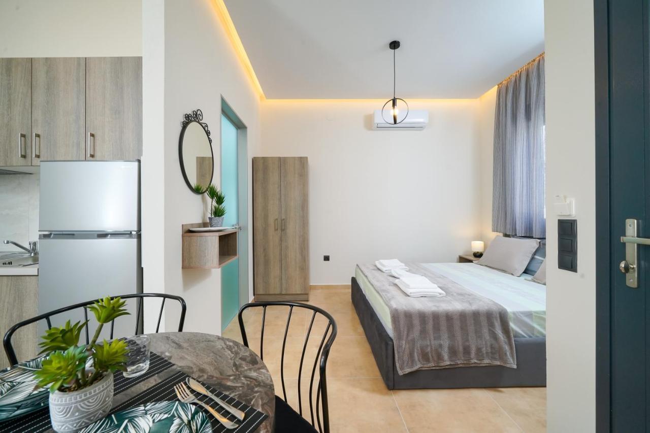 Giorgio Suites 아스프로발타 외부 사진