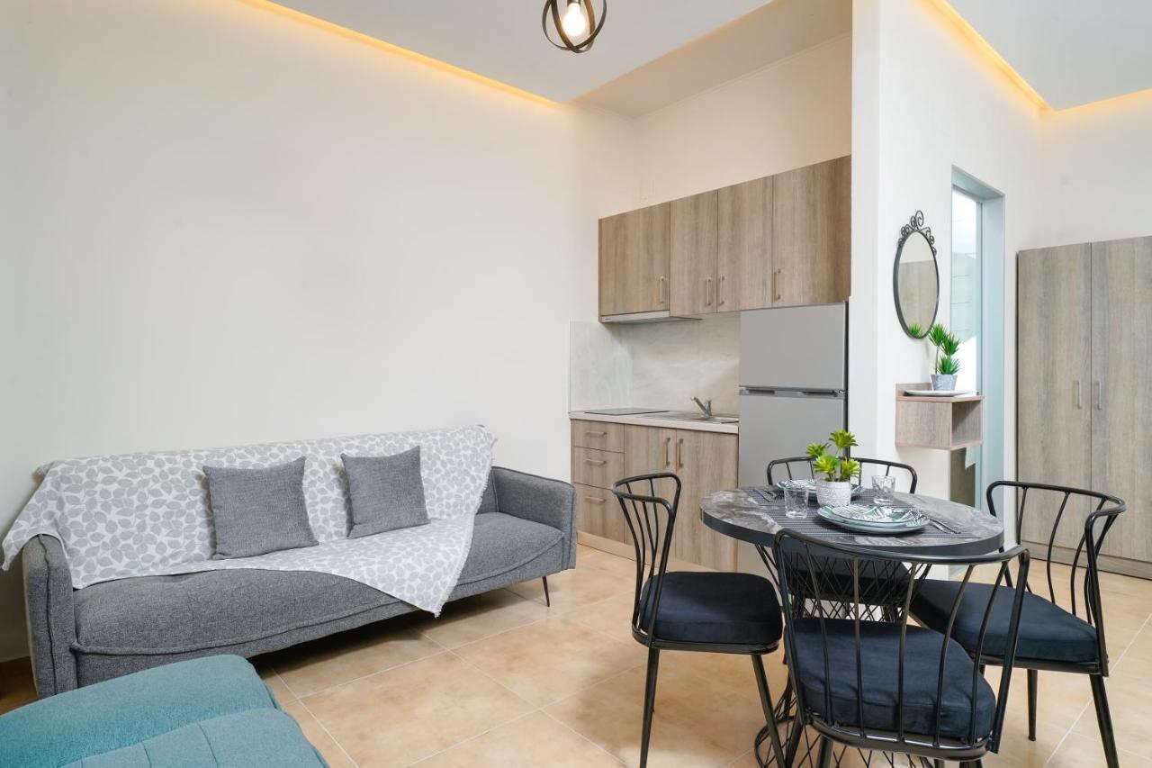 Giorgio Suites 아스프로발타 외부 사진