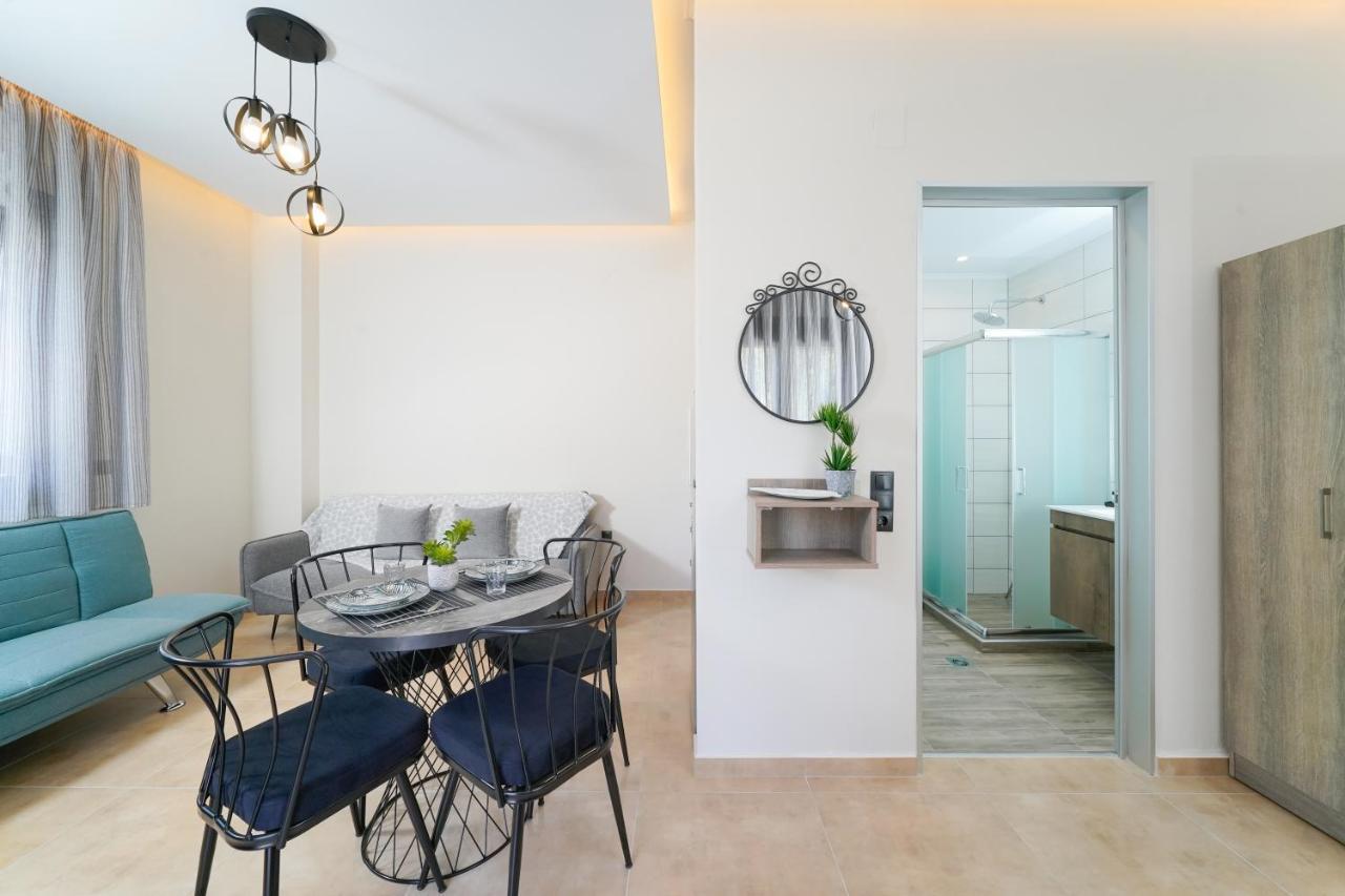 Giorgio Suites 아스프로발타 외부 사진